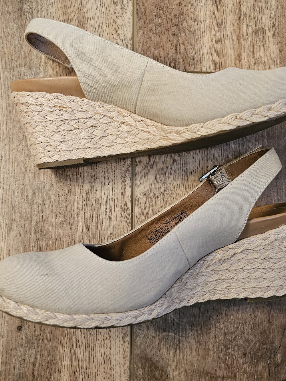 Vionic Women's Beige Slingback Wedge Espadrilles - Size 8.5 EUC - Picture 3 of 8